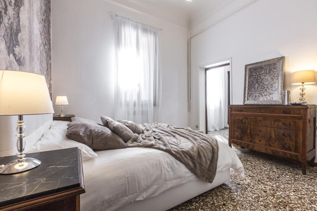 Rialto Design Boutique Apartment R&R Венеция Екстериор снимка